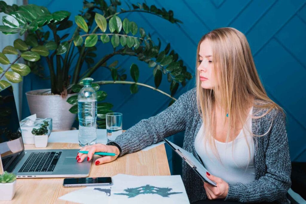 Top Features to Include When Developing a Therapy Website in Canada